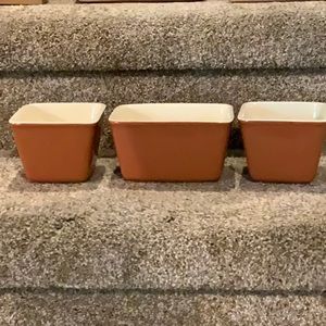 Set of 3 spice pottery dishes